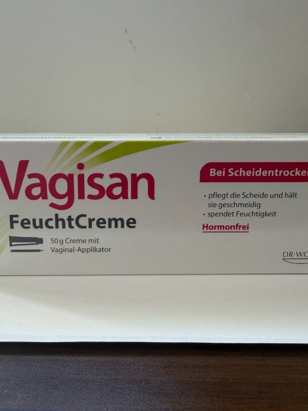 Hormone-Free Intimate Moisturizing Cream - Relief for Dryness & Burning (German - Picture 8 of 8